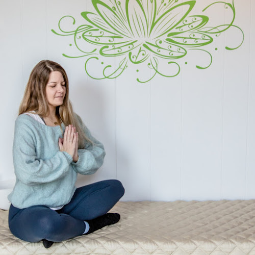 Find Aimee J Mclear Phone Number, Location, Email, and more on Intelius
