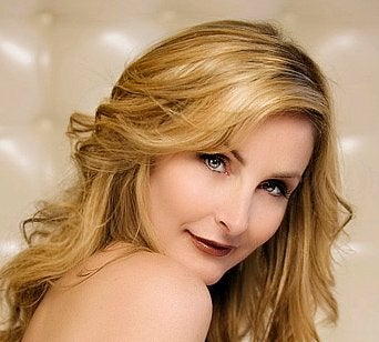 Find Dawn Marylin Hunter Phone Number, Location, Email, and more on Intelius