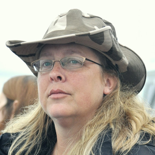 Find Lisa R Perron Phone Number, Location, Email, and more on Intelius